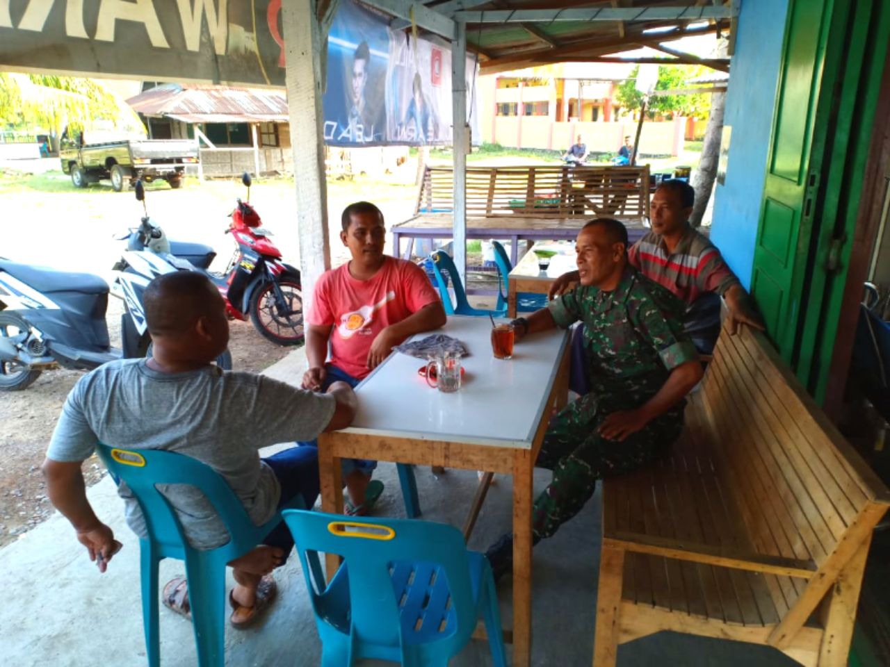 Babinsa Koramil 07/BTS Ajak Masyarakat Tidak Mudah Percaya Berita “Hoax”