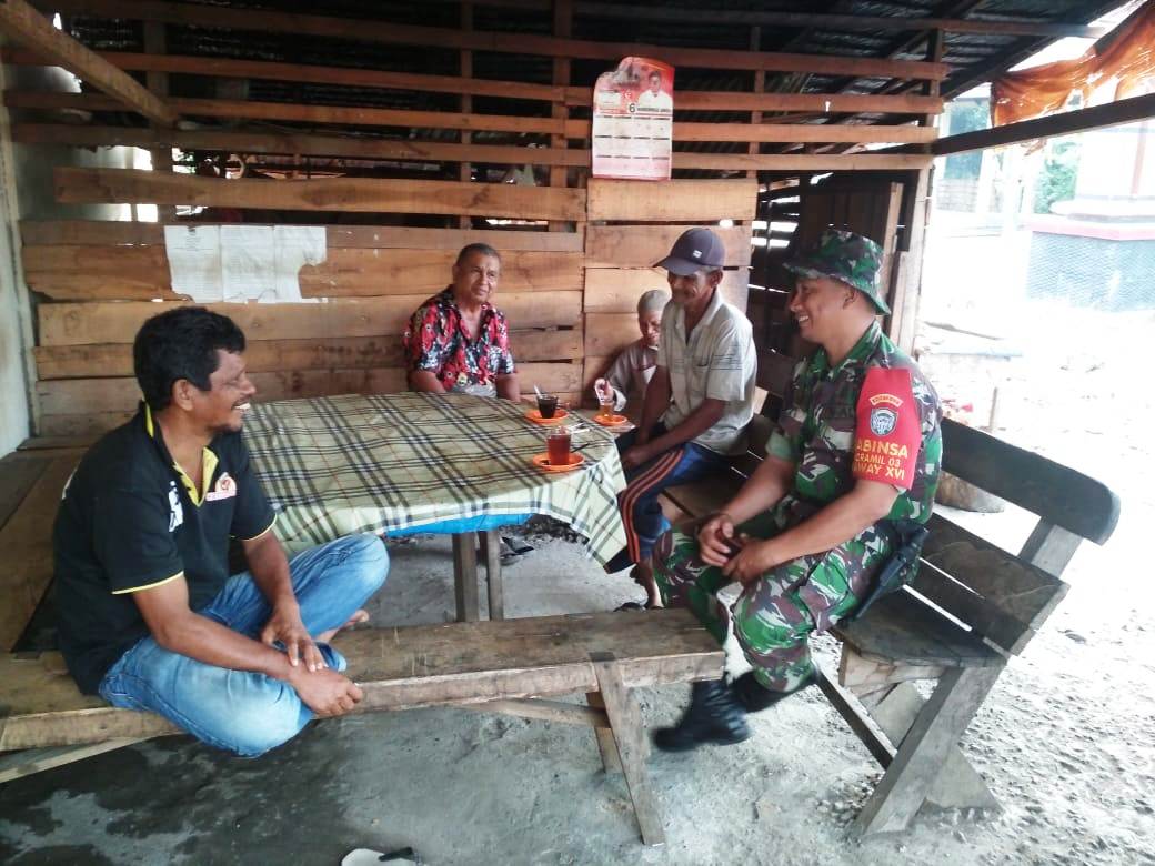 Musim Penghujan Tiba, Babinsa Himbau Warga Waspada Bencana Banjir Dan Tanah Longsor