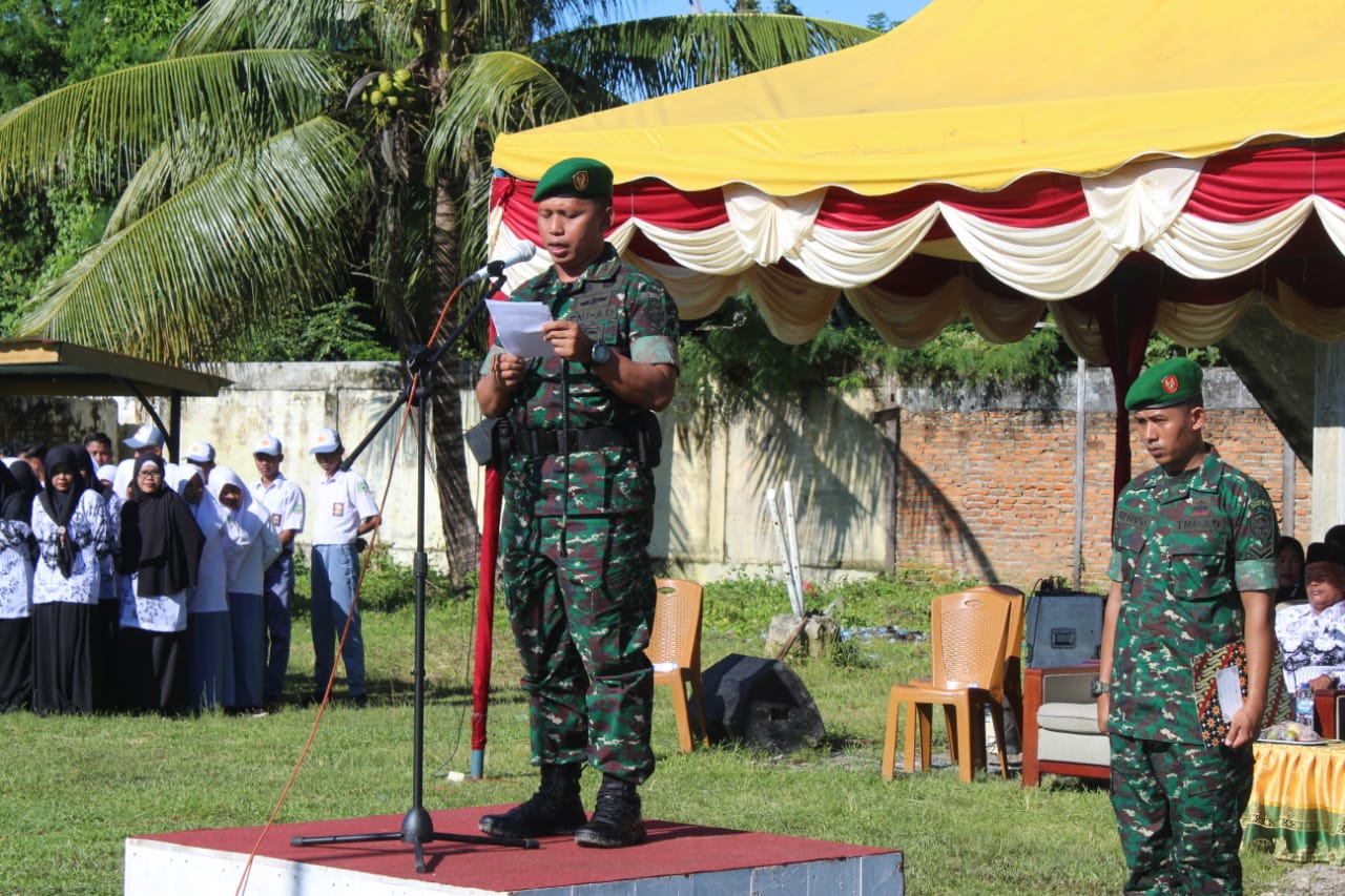 Dandim Nagan Raya Pimpin Upacara Hari Guru di Darul Makmur