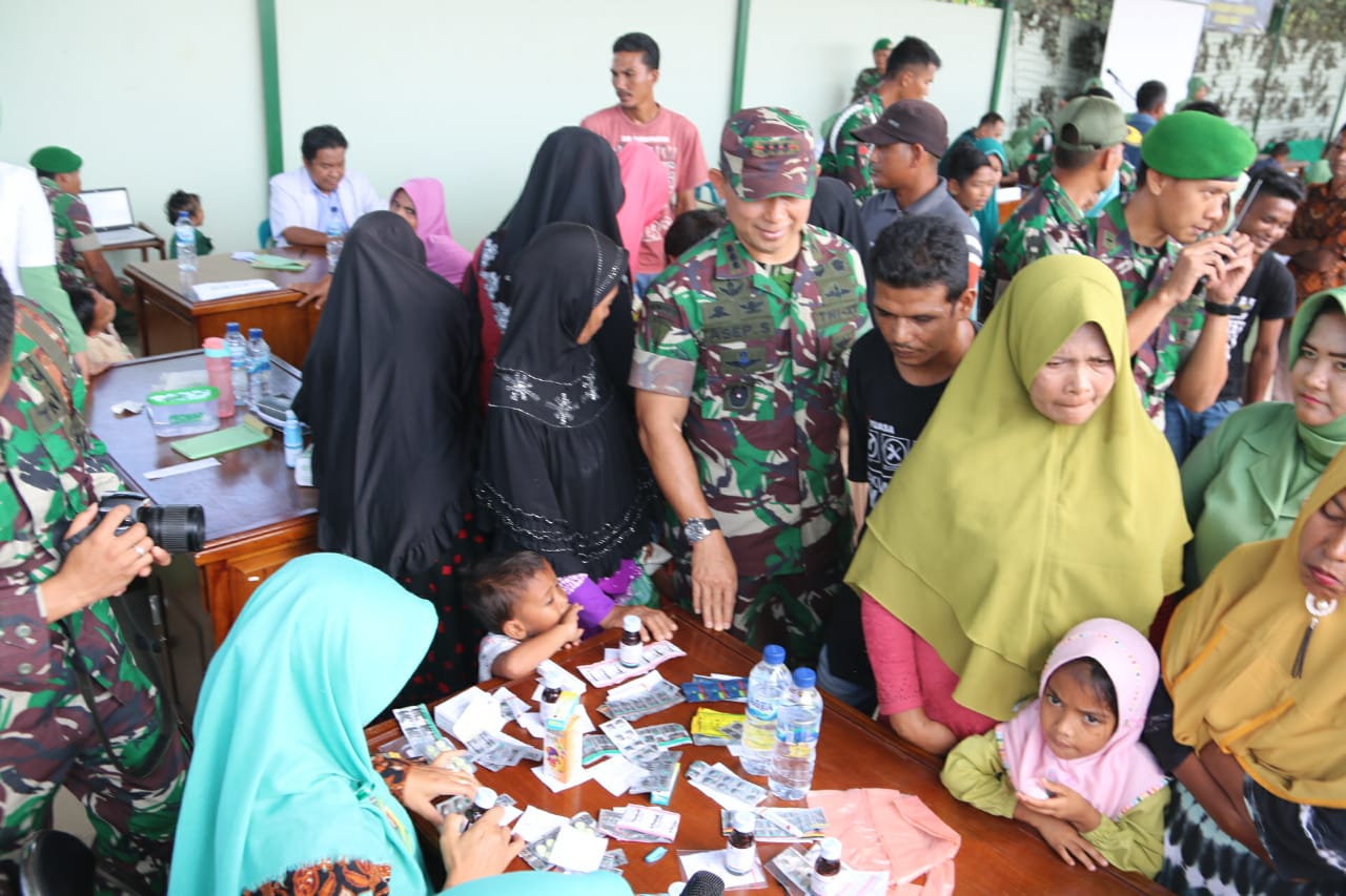 Dan Brigif 25/Siwah Gelar Bhakti sosial dan Pengobatan Gratis untuk Masyarakat