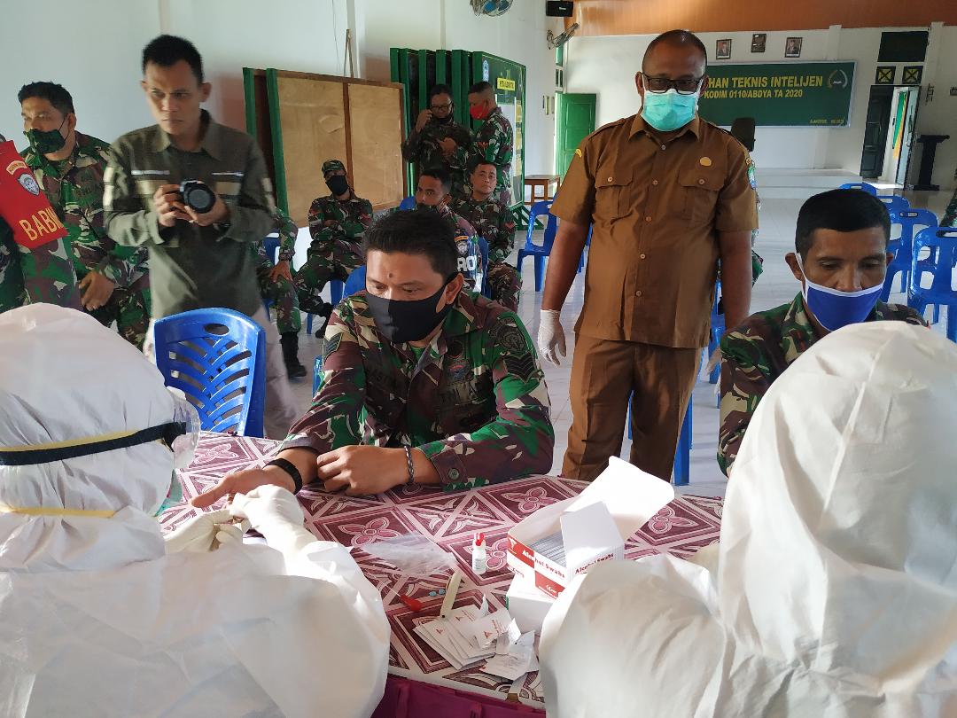 Cegah Penyebaran Virus Corona, Personel Kodim 0110/Abdya Gelar Kegiatan Rapit Test