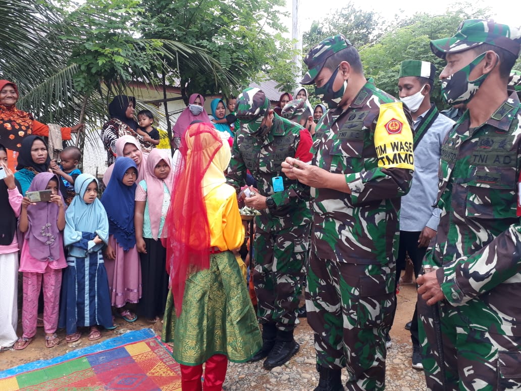 Anak-Anak Desa Lango Tampilkan Tarian Ranup Lampuan Sambut Tim Wasev