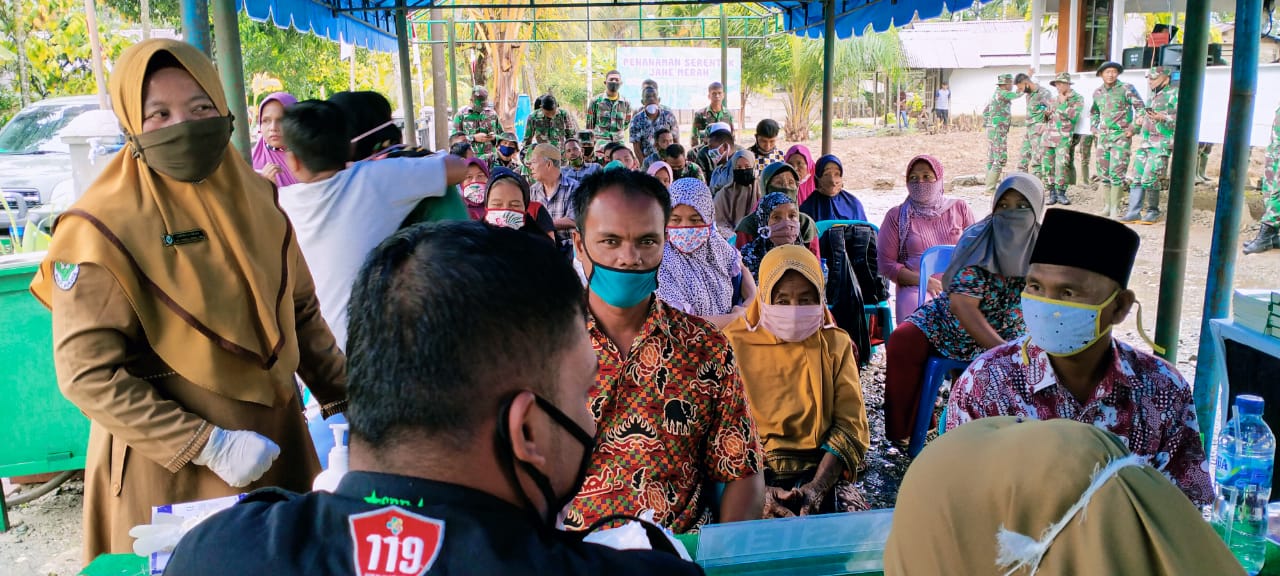 Satgas TMMD Gelar Pengobatan Massal