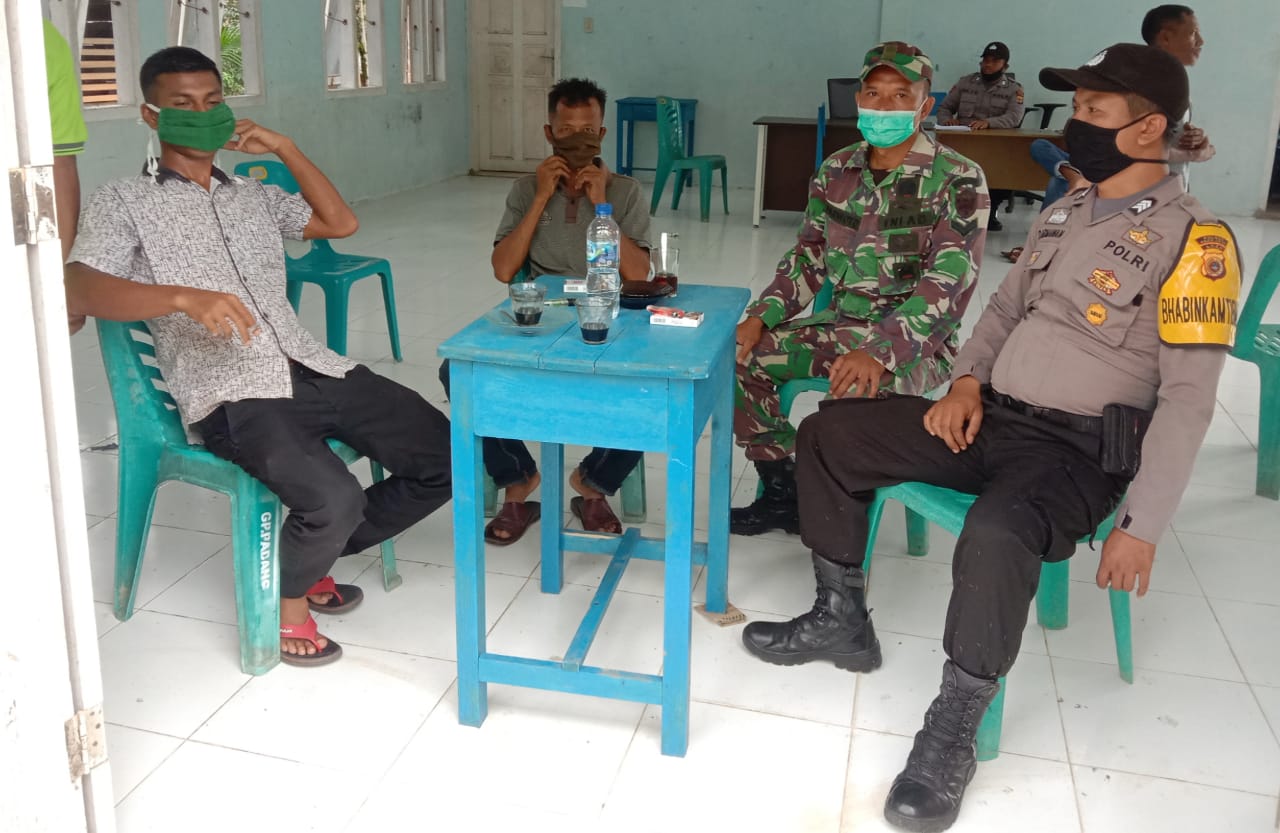 TNI – Polri Himbau Warga Terapkan Protokol Kesehatan Pencegahan Covid-19