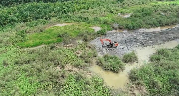 Satgas TMMD Tetap Terobos Sungai Mati Walaupun Banyak Kendala DiLapangan