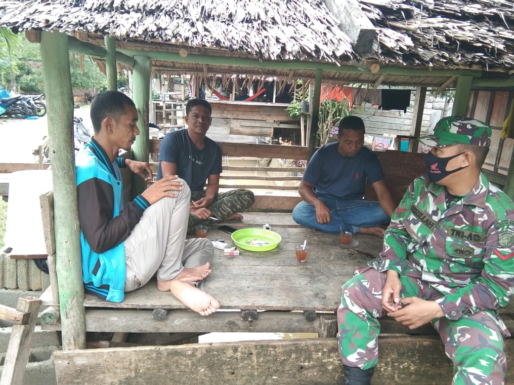 Kasus Covid-19 Meningkat di Aceh, Babinsa Terus Himbau Warga Patuhi Protokol Kesehatan