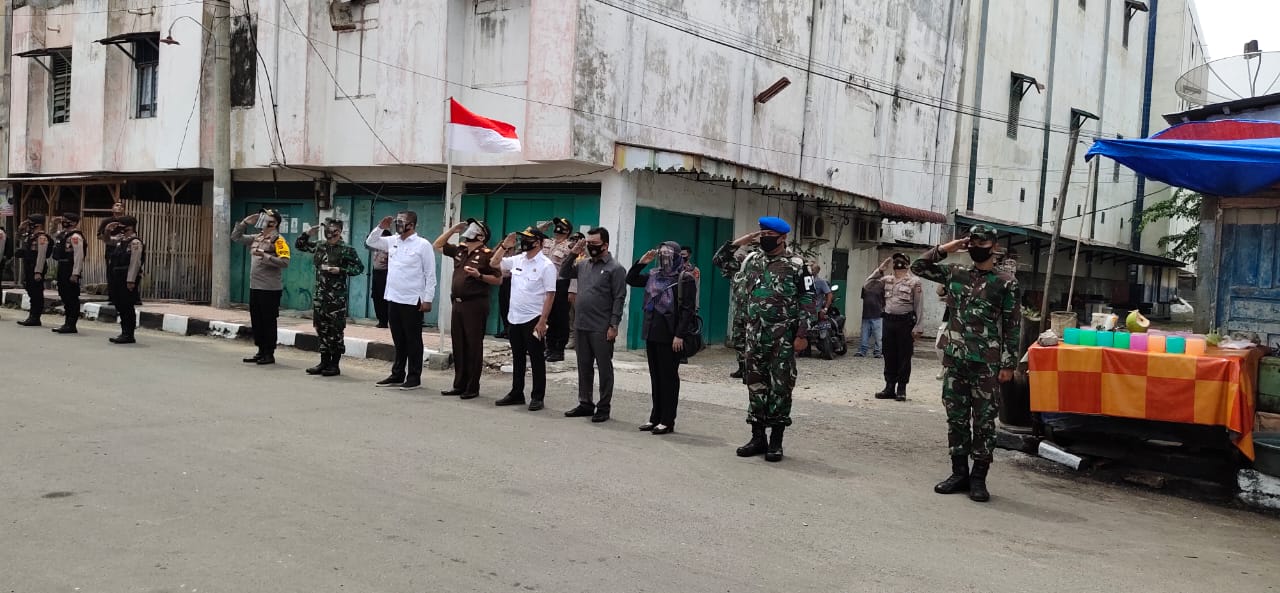 Kobarkan Semangat Kebangsaan, Kodim Pidie Bersama Forkopimda Kibarkan Bendera Merah Putih