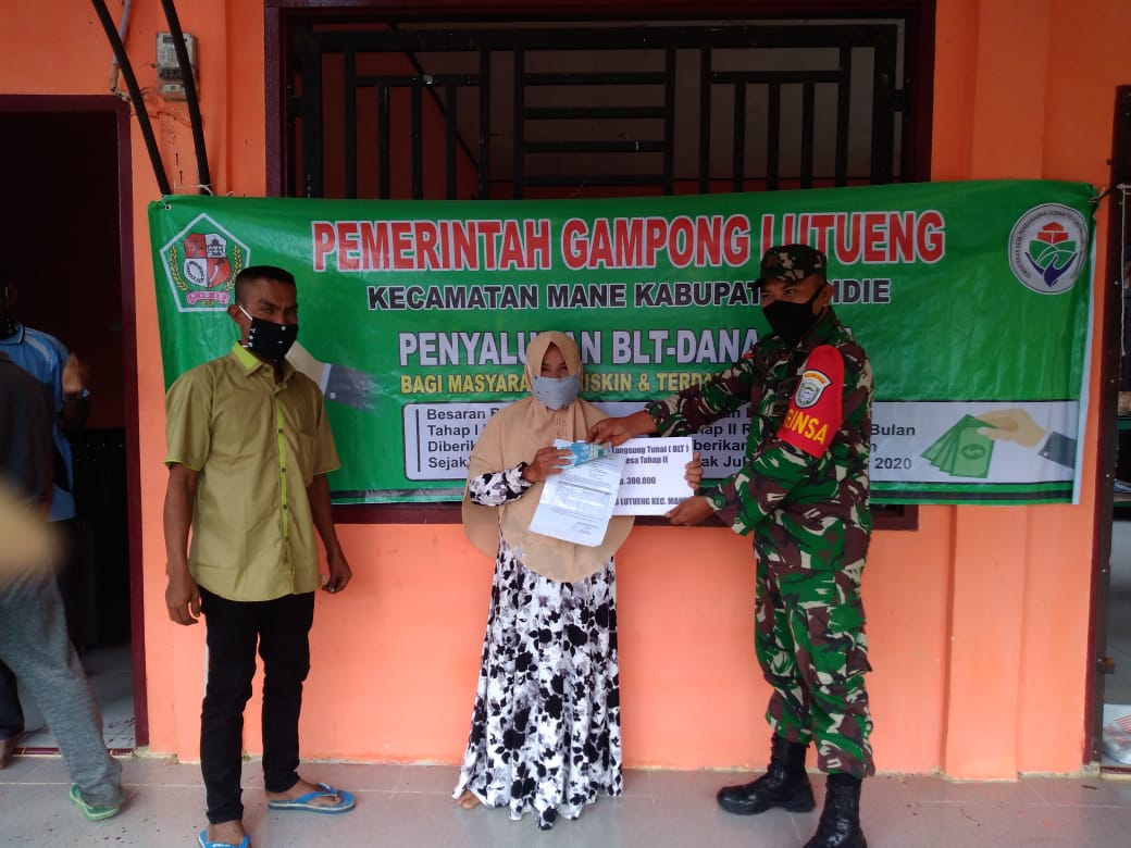 Babinsa Geumpang Kembali Dampingi Penyaluran BLT DD