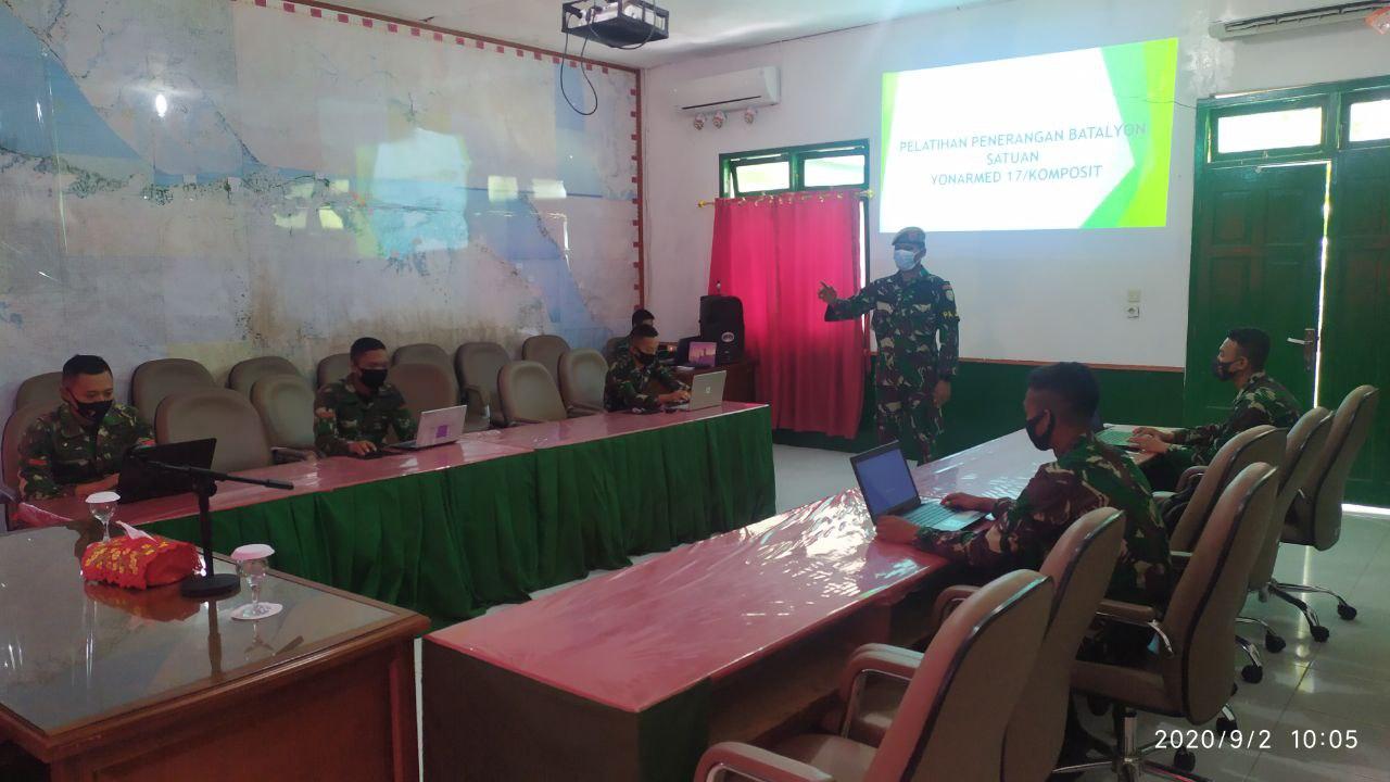Tingkatkan Kemampuan Personel Penerangan, Yonarmed 17/Komposit Adakan Pelatihan Kepada Prajuritnya