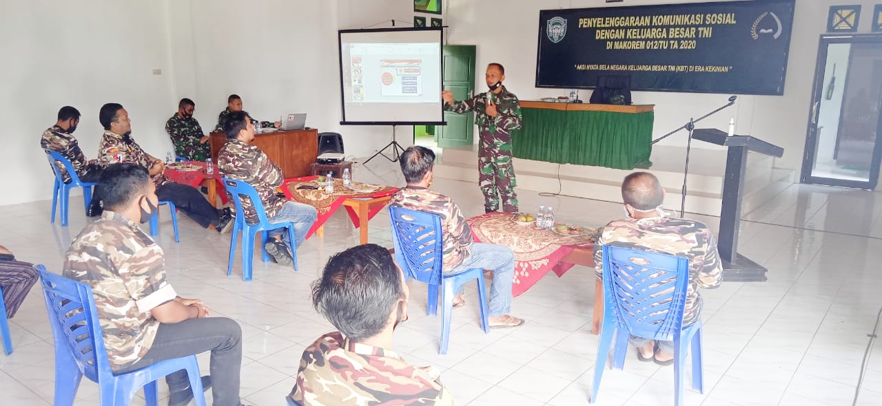 Kodim 0110/Abdya Gelar Komsos Dengan Keluarga Besar TNI (KBT)