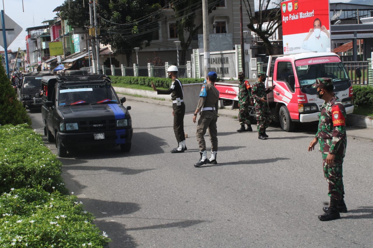Razia Gabungan, Kenakan Sanksi bagi tak Pakai Masker