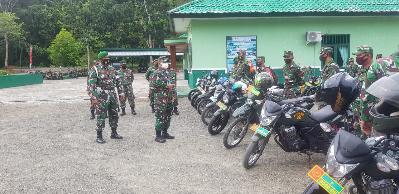 Kodim 0115/Simeulue melaksanakan Jam Komandan,  sekaligus pengecekan Perlengkapan Kendaraan Dinas Anggota