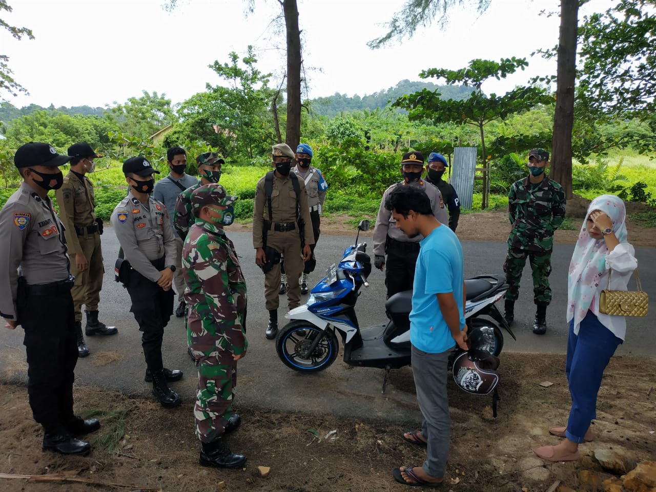 Pengawasan Protokol Kesehatan, Tim Gabungan Lakukan Razia Masker di Kota Calang
