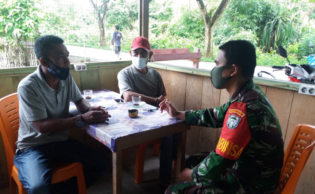 Babinsa Koramil 01/Simeulue Timur Komsos Dengan Warga Binaan
