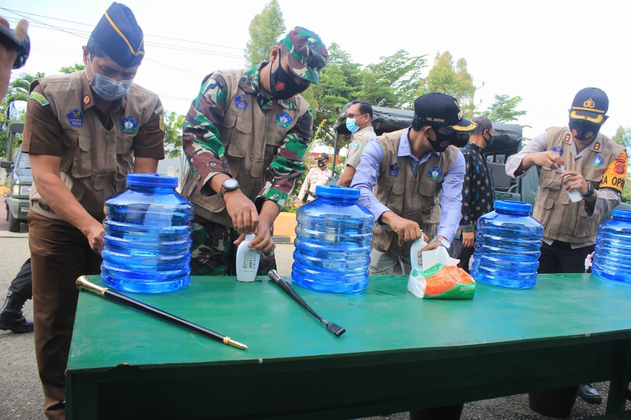 Hadiri Apel Launching Tim Peucrok Covid-19, Ini Kata Dandim 0107/Asel