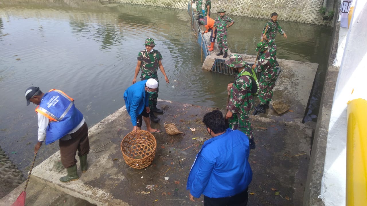 Sambut HUT ke 75 Keuangan Angkatan Darat, Kudam IM Gelar Karya Bakti