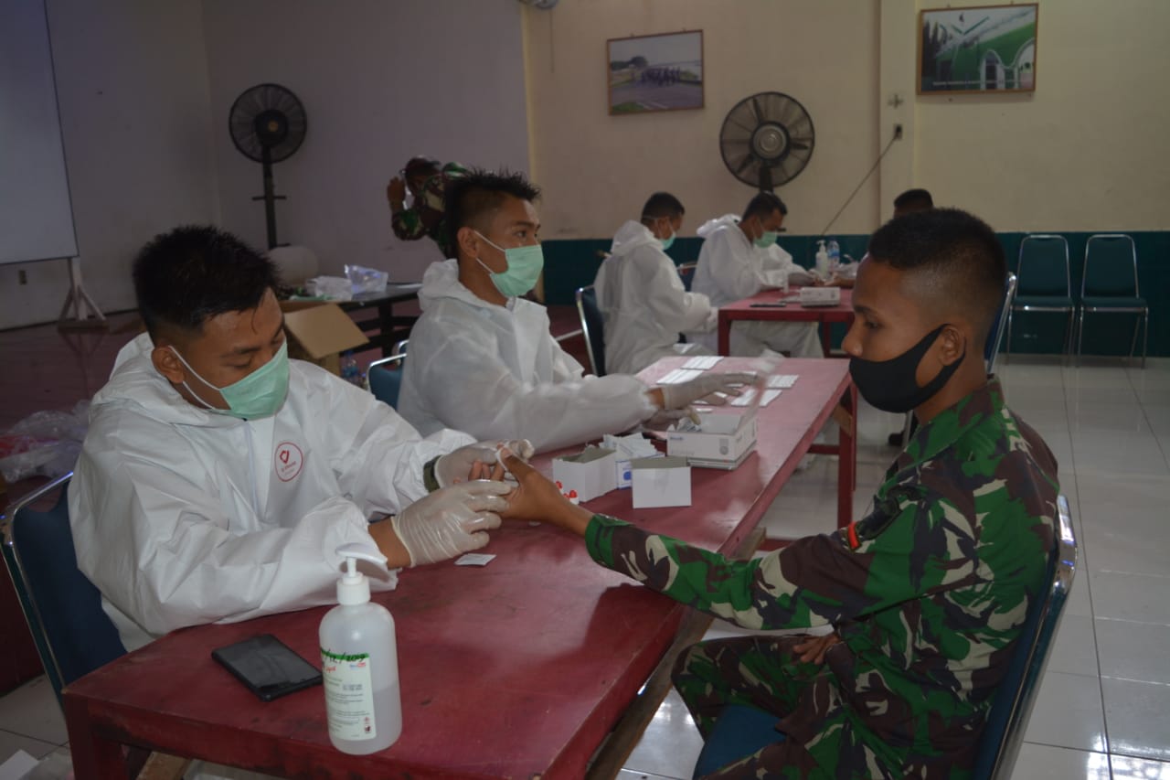 Cegah Penularan Virus Covid – 19 Personel Kodim 0103/Aceh Utara Laksanakan Rapid Test