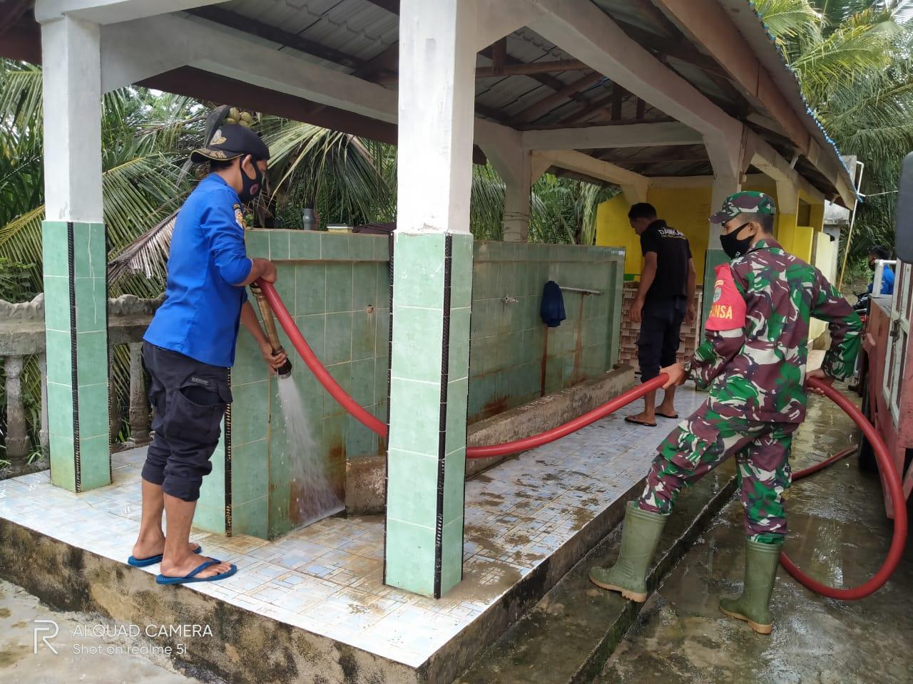 Koramil 09/Trumon Bersama Dinas Terkait Kembali Karya Bhakti Bersihkan Rumah Ibadah