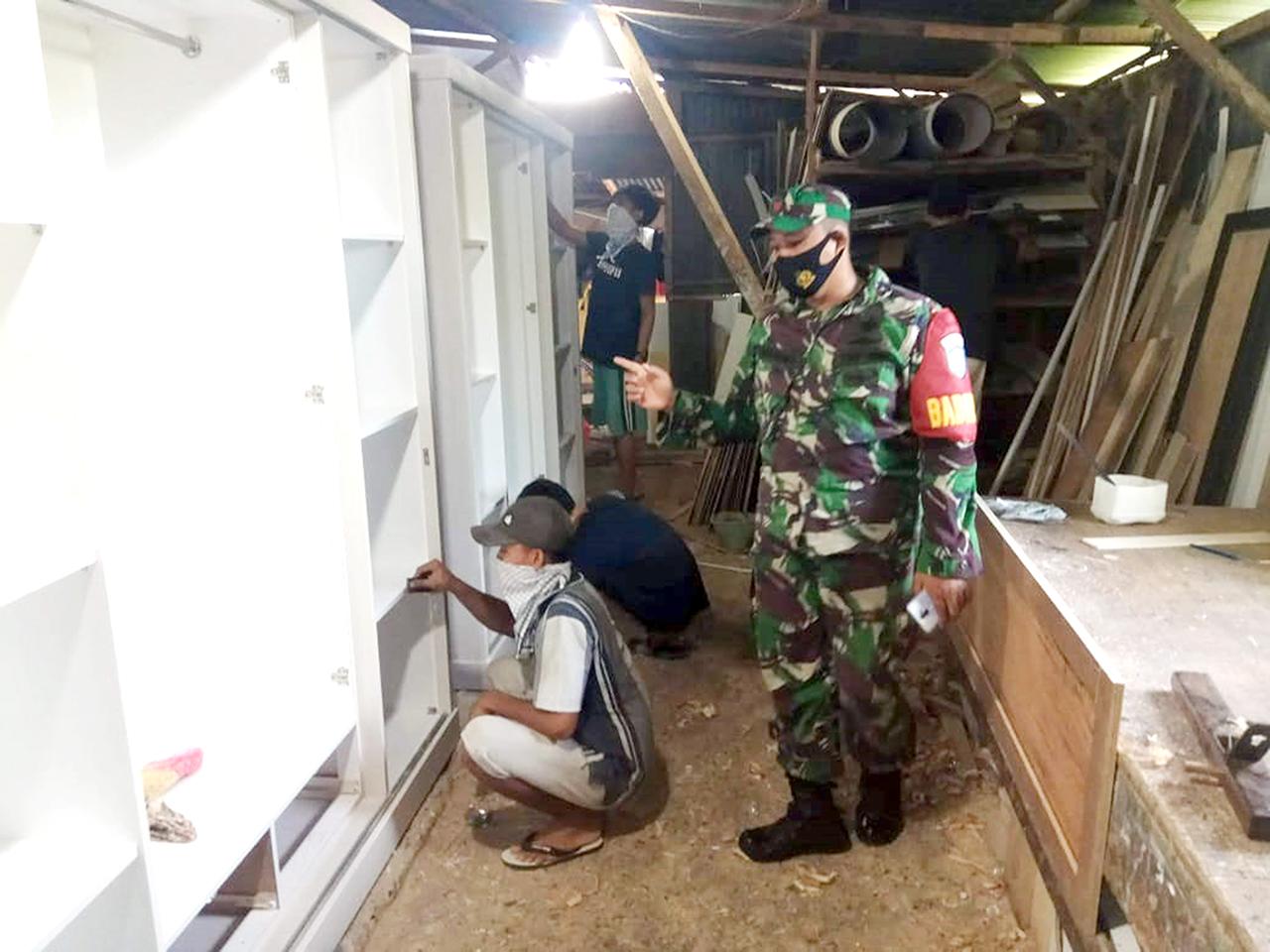 Babinsa Koramil 15/Meuraxa Anjangsana ke Tempat UMKM, Ini Tujuannya