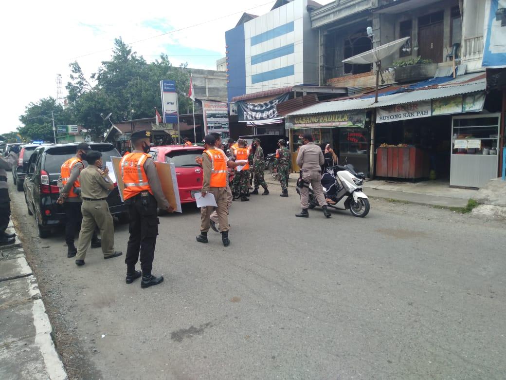 Kodim 0116/Nagan Raya bersama Forkopimda Lakukan Kegiatan Razia Masker