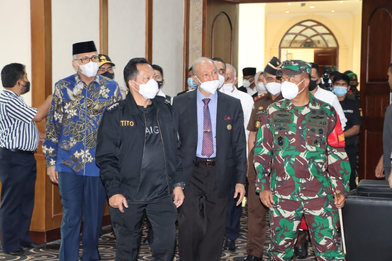 Pangdam IM Hadiri Pelantikan Gubernur Aceh Nova Iriansyah di Gedung DPRA