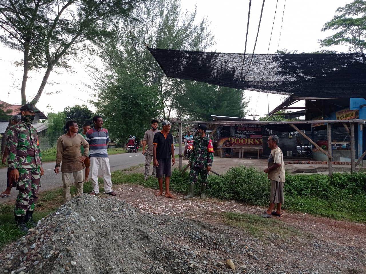 Silaturahmi Babinsa Koramil 08/Kuta Baro Jalin Keakraban