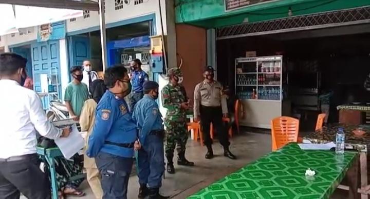 Petugas Gabungan TNI/Polri dan Dinas Terkait Wilayah Bakongan Terus Gencar Pembinaan Protkes