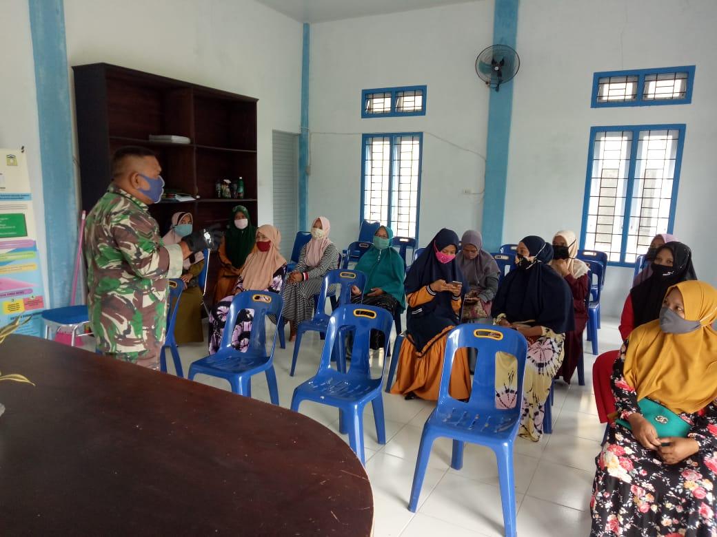 Sosialisasi KB Babinsa Koramil 22/Simpang Tiga Bersama Dinas Kesehatan