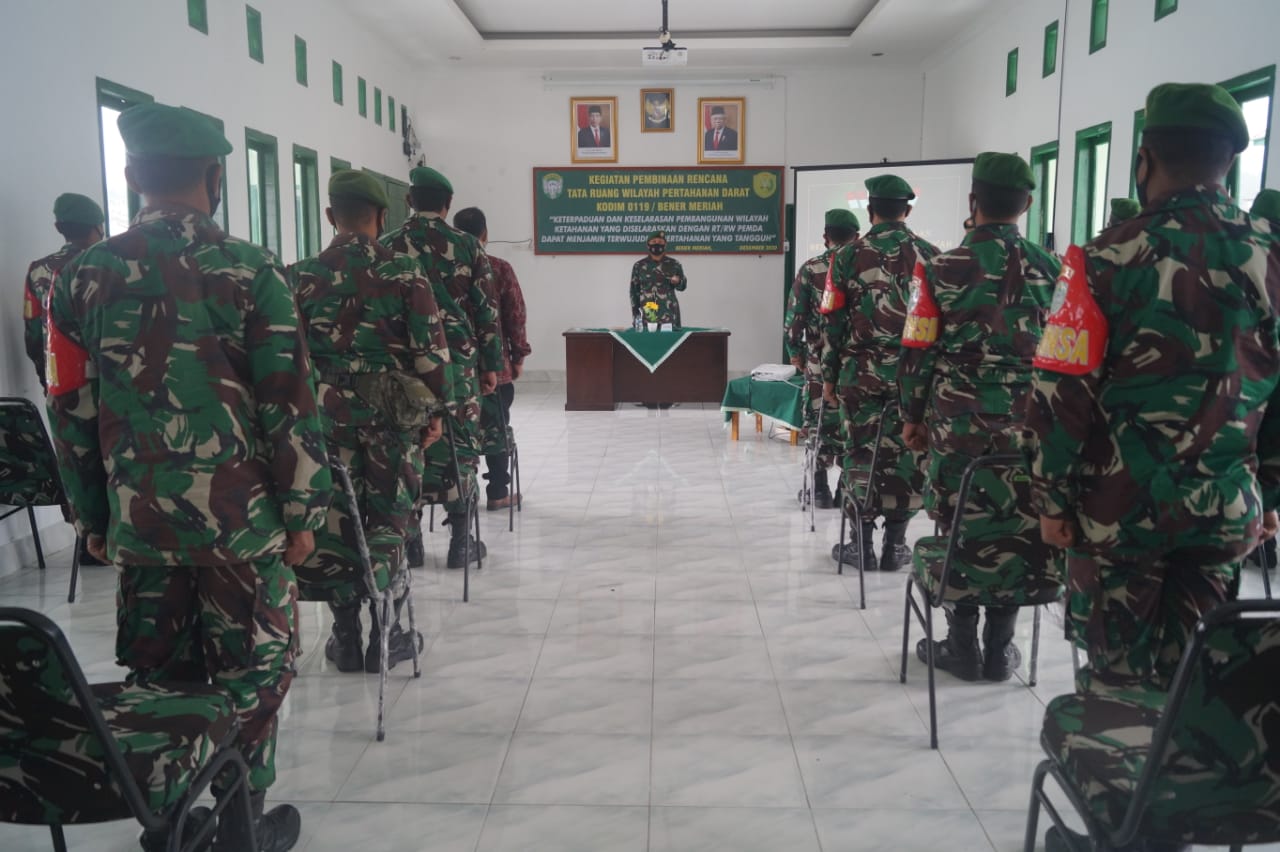 Kodim 0119 / BM Berikan Pengenalan Karakteristik Wilayah dengan Gelar Pembinaan RT/RW Pertahanan Darat