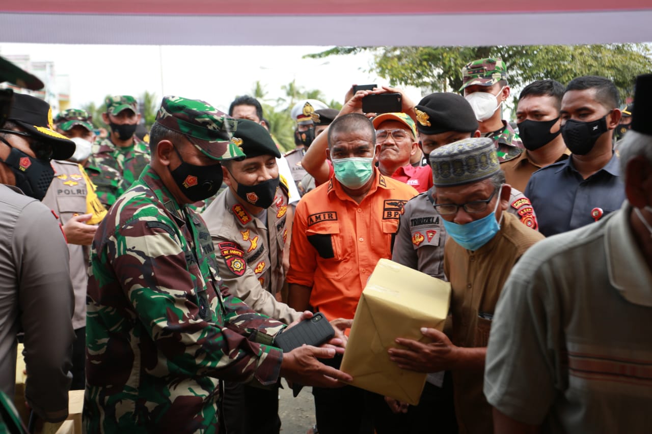 Pangdam IM dan Kapolda Aceh Tinjau Banjir di Aceh Utara