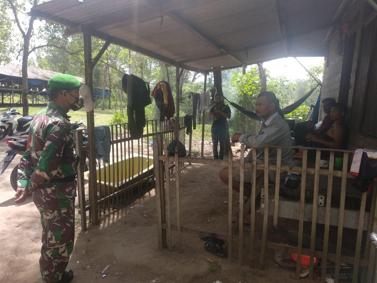 Babinsa Koramil 21/Blang Bintang Tetap Ingatkan Protokol Kesehatan