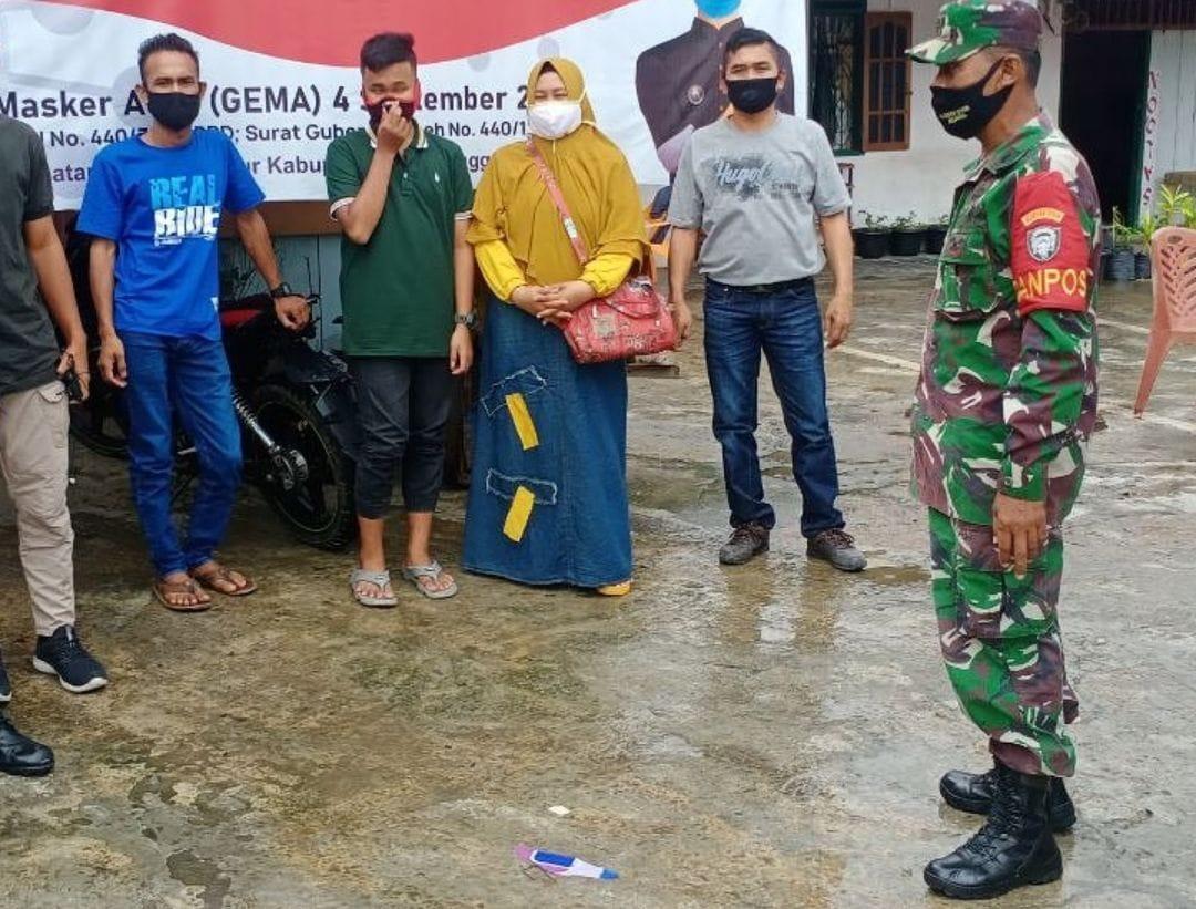 TNI Periksa Penumpang Lakukan Penegakan Protkes