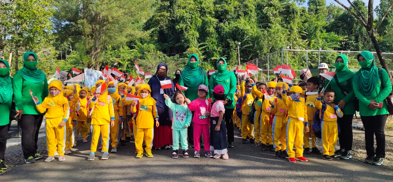 TK Islam Al-madani Kunjungi Kodim 0115/Simeulue  Simeulue – sebanyak