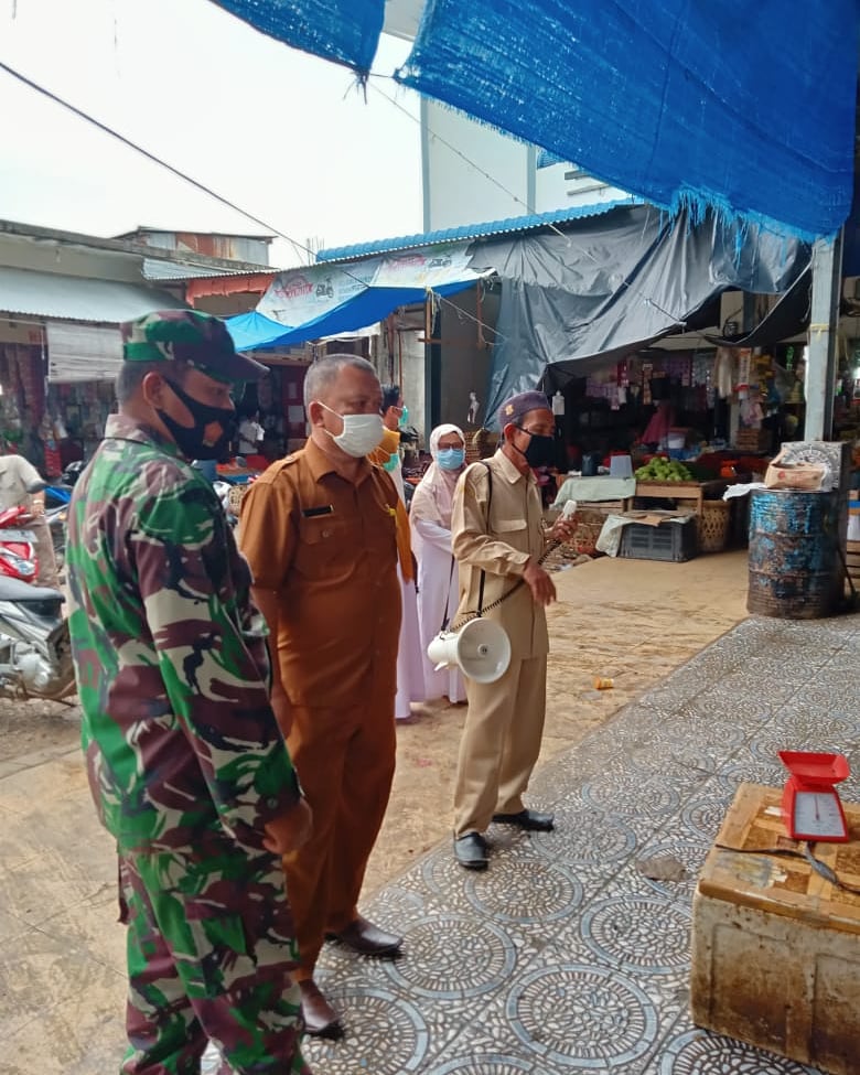 SEMANGAT PANTANG KENDOR, ANGGOTA KORAMIL 05/TANGAN-TANGAN BERSAMA MUSPIKA GENCAR SOSIALISASIKAN PROTKES