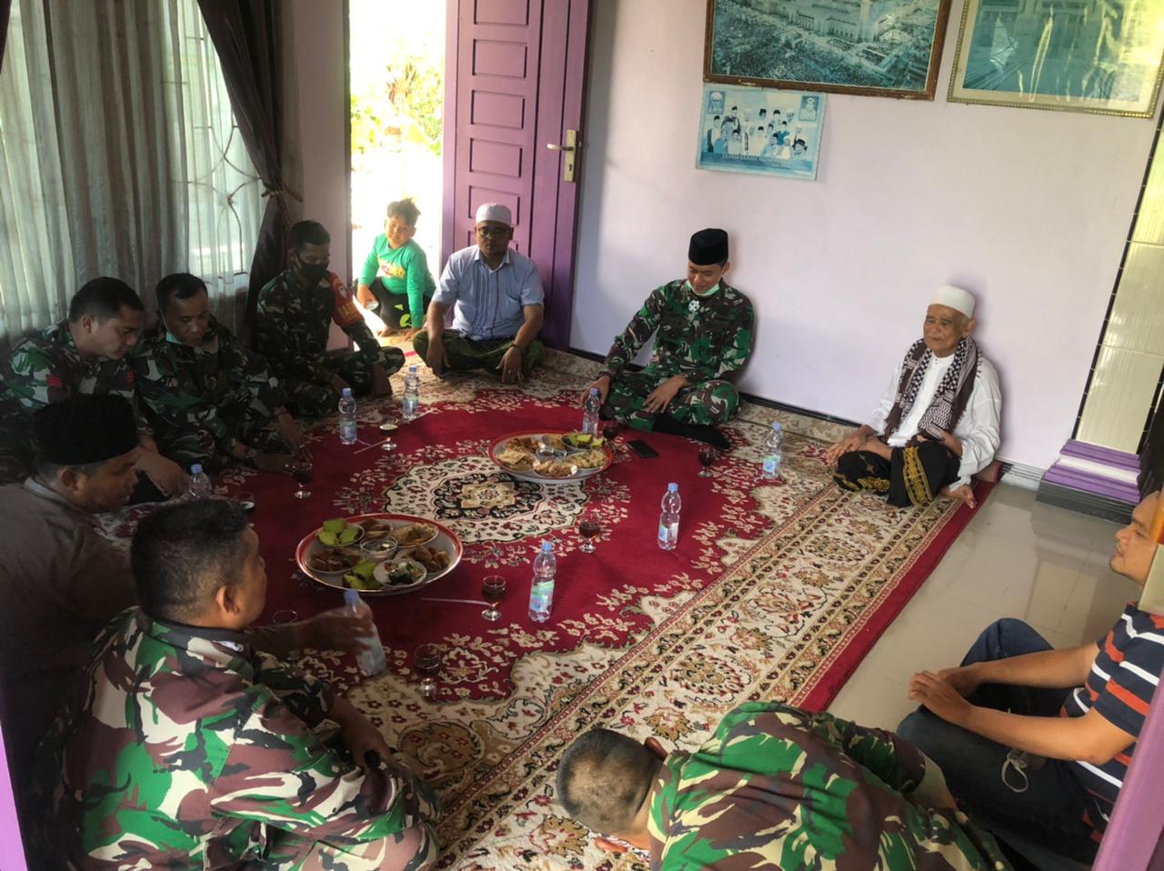 Silaturahmi dengan Ulama Dandim 0103/Aceh Utara Kunjungi Abati Babah Buloh