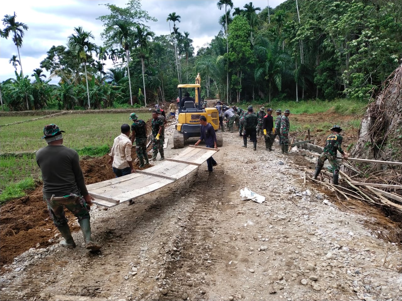 Pengabdian Satgas TMMD 110 Kodim Aceh Selatan Diharapkan Dapat Menuntaskan Kesulitan Masyarakat