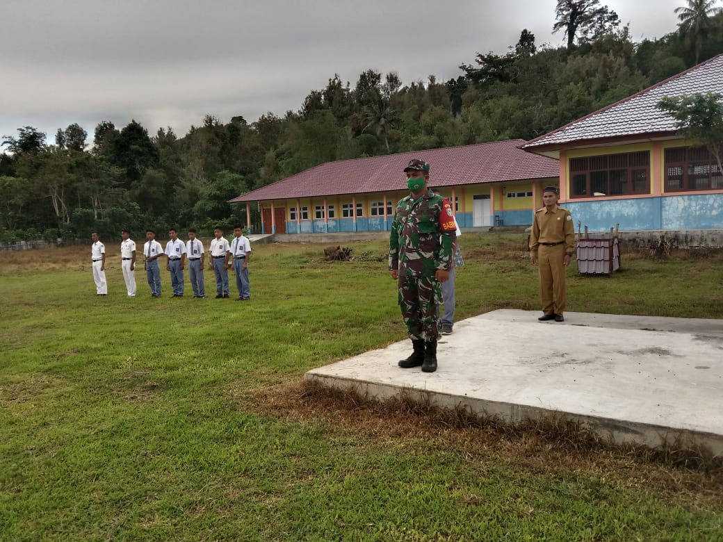 Prajurit Kodim 0115/Simeulue melaksanakan kegiatan vaksin covid di puskesmas Simeulue timur