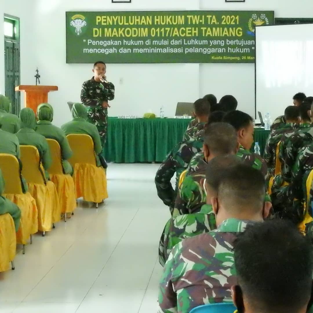 Anggota Kodim 0117/Atam dan Persit Mendapat Penyuluhan Hukum