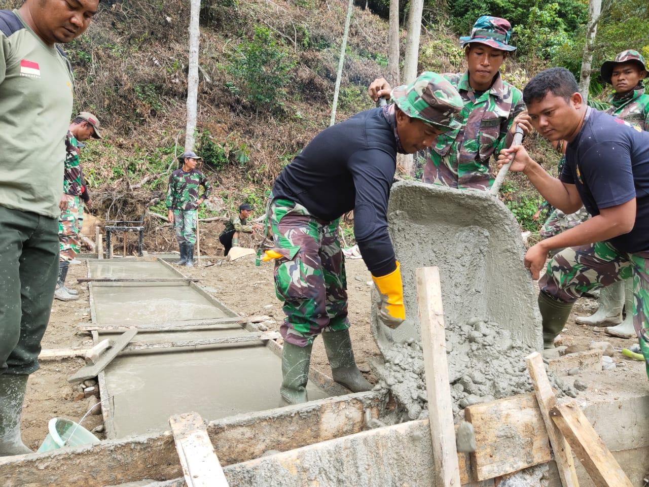 H-2, Satgas TMMD ke 110 Kodim 0107/Aceh Selatan Rampungkan Pengerjaan Box Saluran