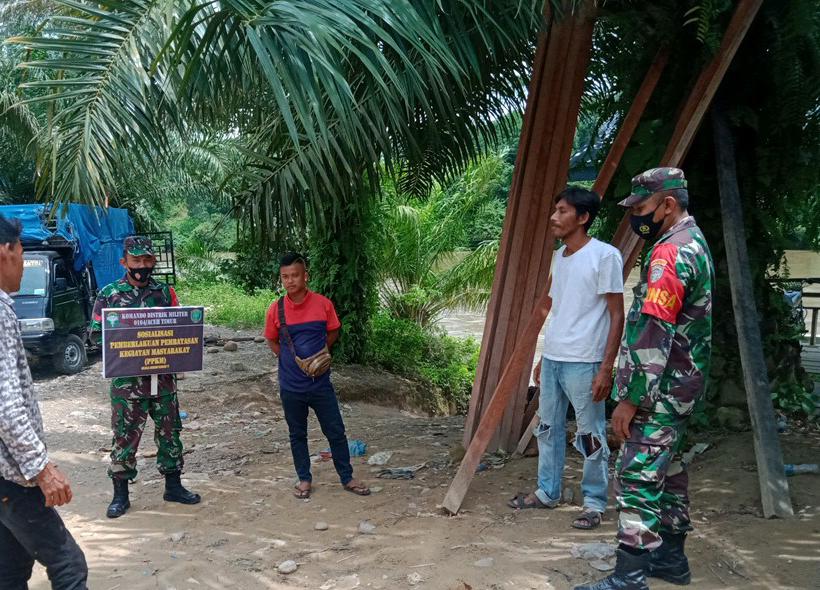 Terapkan PPKM Babinsa 10/Spj Gencar Imbau Masyarakat Patuhi Prokes