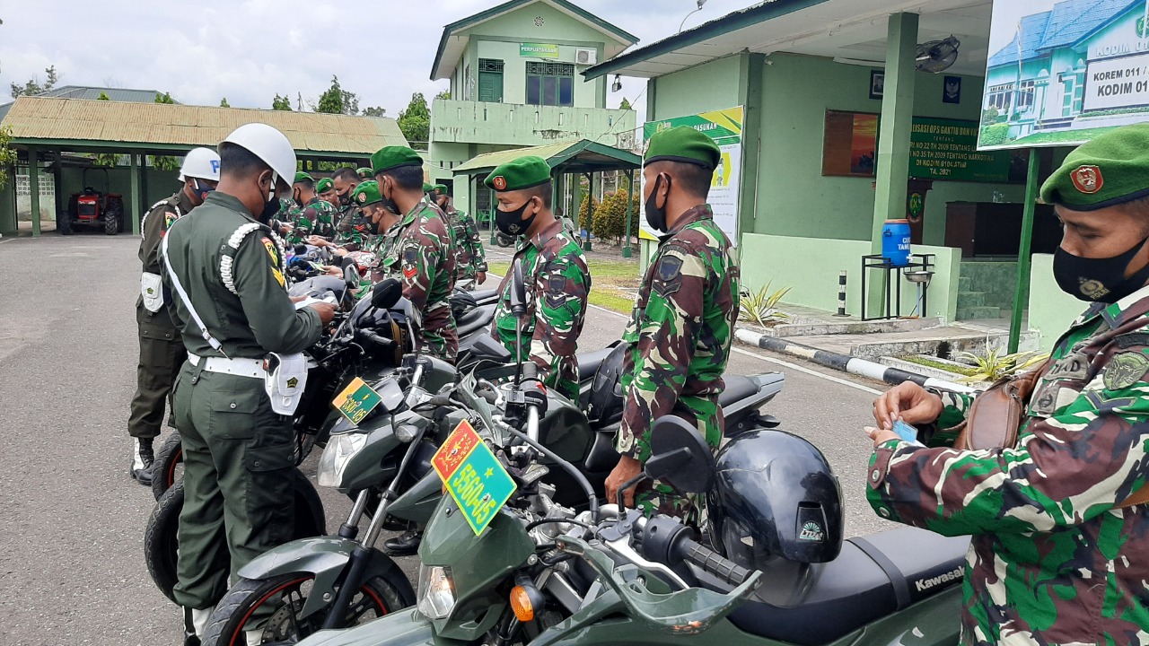 Subdenpom IM/1-2 Langsa Periksa Kendaraan Personil Kodim 0104/Atim