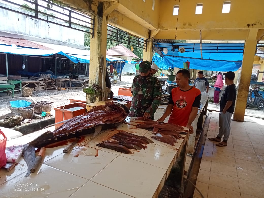 Pasar Ikan Tempat Wahana Praktis Komsos Bagi Babinsa
