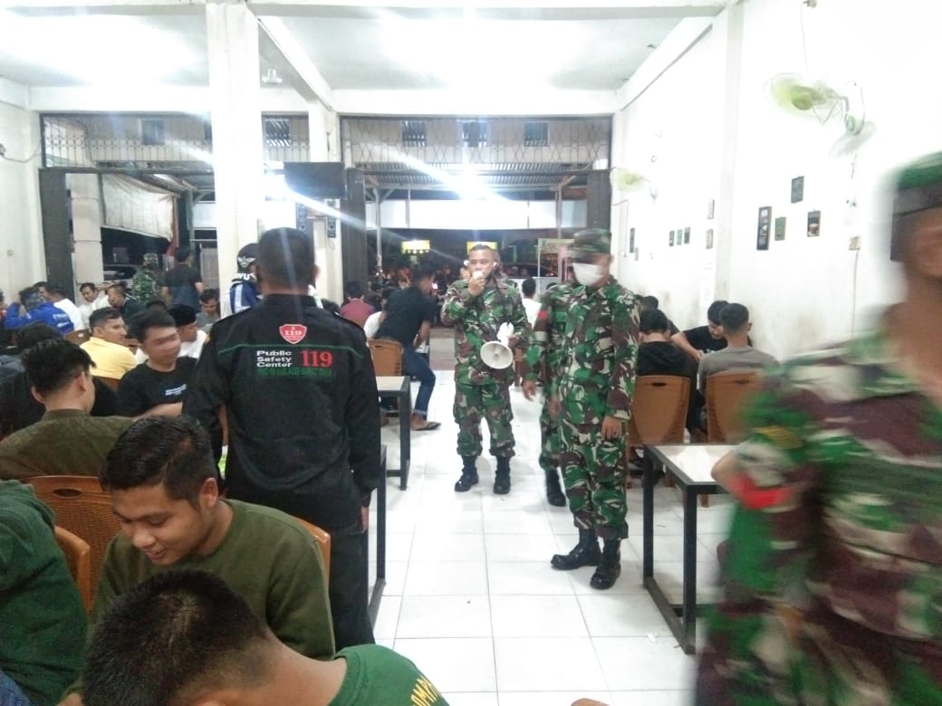 Cegah Bahaya Corona, Team Gabungan TNI-POLRI, SAT POL PP, Dan DISHUB Bersinergi Turun Kelapangan