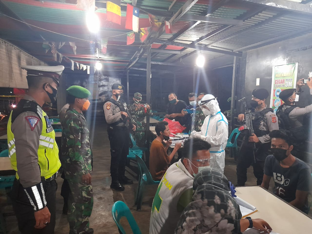 TNI-Polri dan Aparat Pemerintah Laksanakan Patroli Gabungan