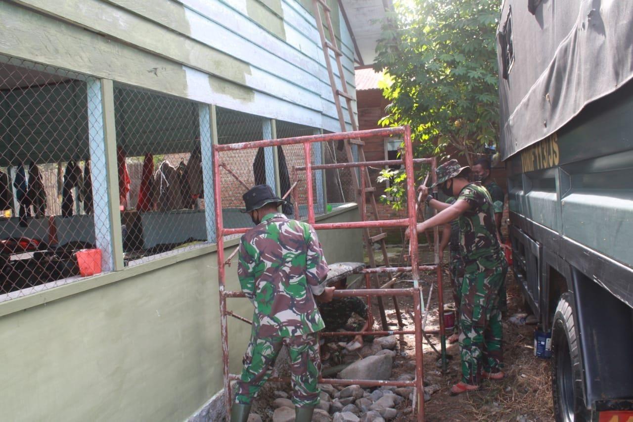 Satgas TMMD Lakukan Pengecatan TPQ Al-Ikhsan
