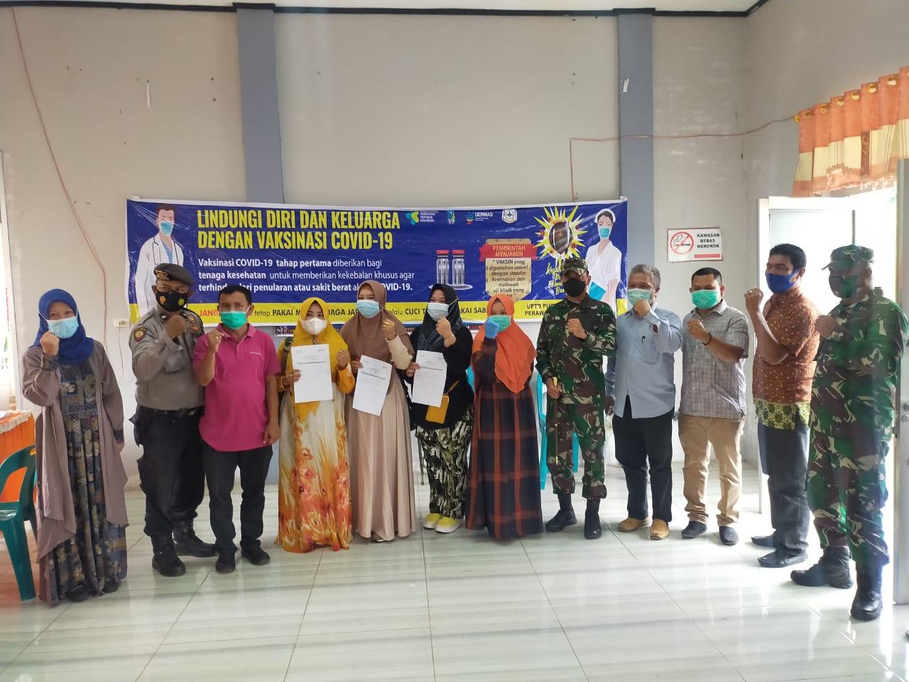 Puluhan Purnawirawan TNI dan Masyarakat Umum Terima Vaksinasi