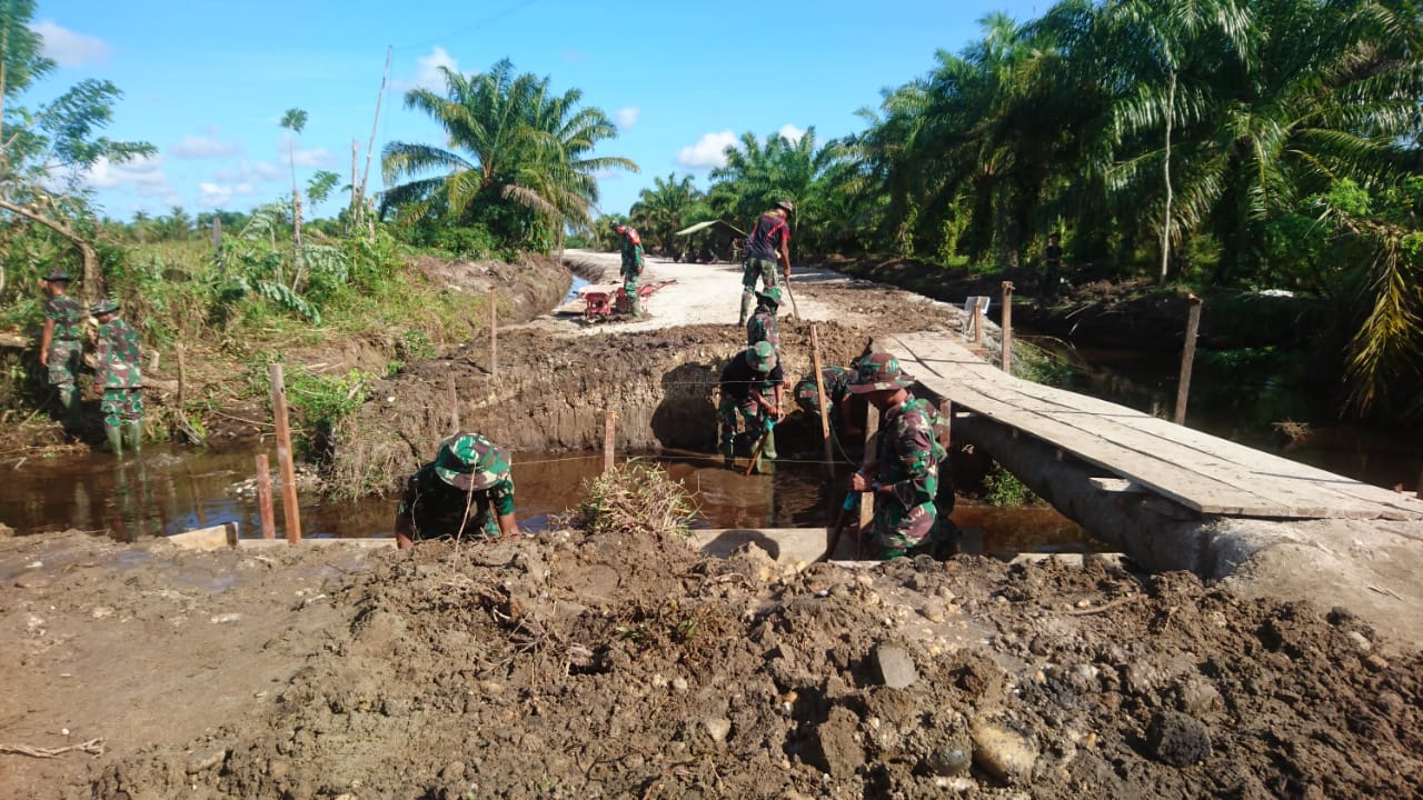 Kapendam IM: Satgas TMMD Kodim 0109/Aceh Singkil Bangun Jembatan Ketiga