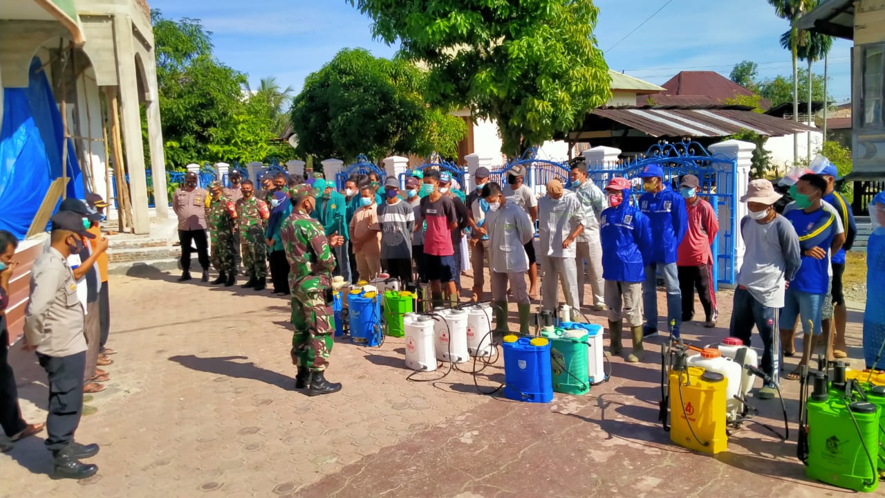 Sinergitas Muspika , Lakukan Penyemprotan Disinfektan di Lima Desa Kecamatan Susoh