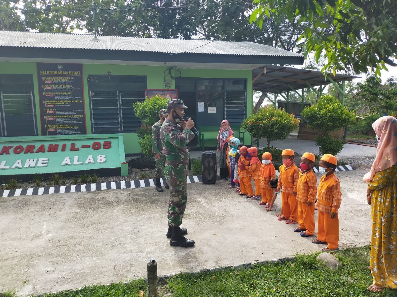 TNI Terima Life Sklil Siswa-siswi TK Al-Fathaniyah