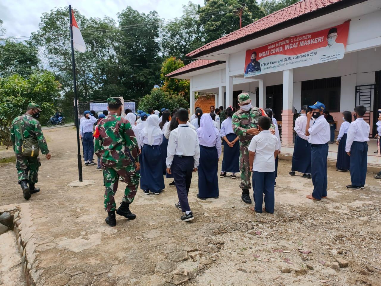 Edukasikan Karakter Yang Mandiri, Danposramil Berikan Materi Wasbang Pada Pelajar